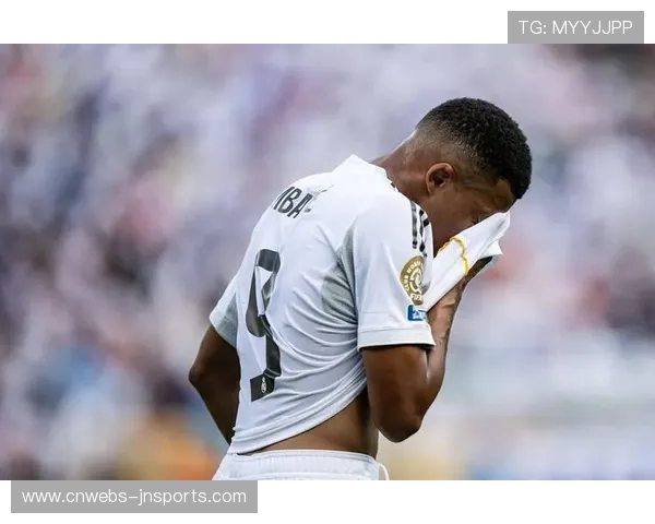 贝林厄姆轻伤缺阵，皇马中场欧冠轮换应对